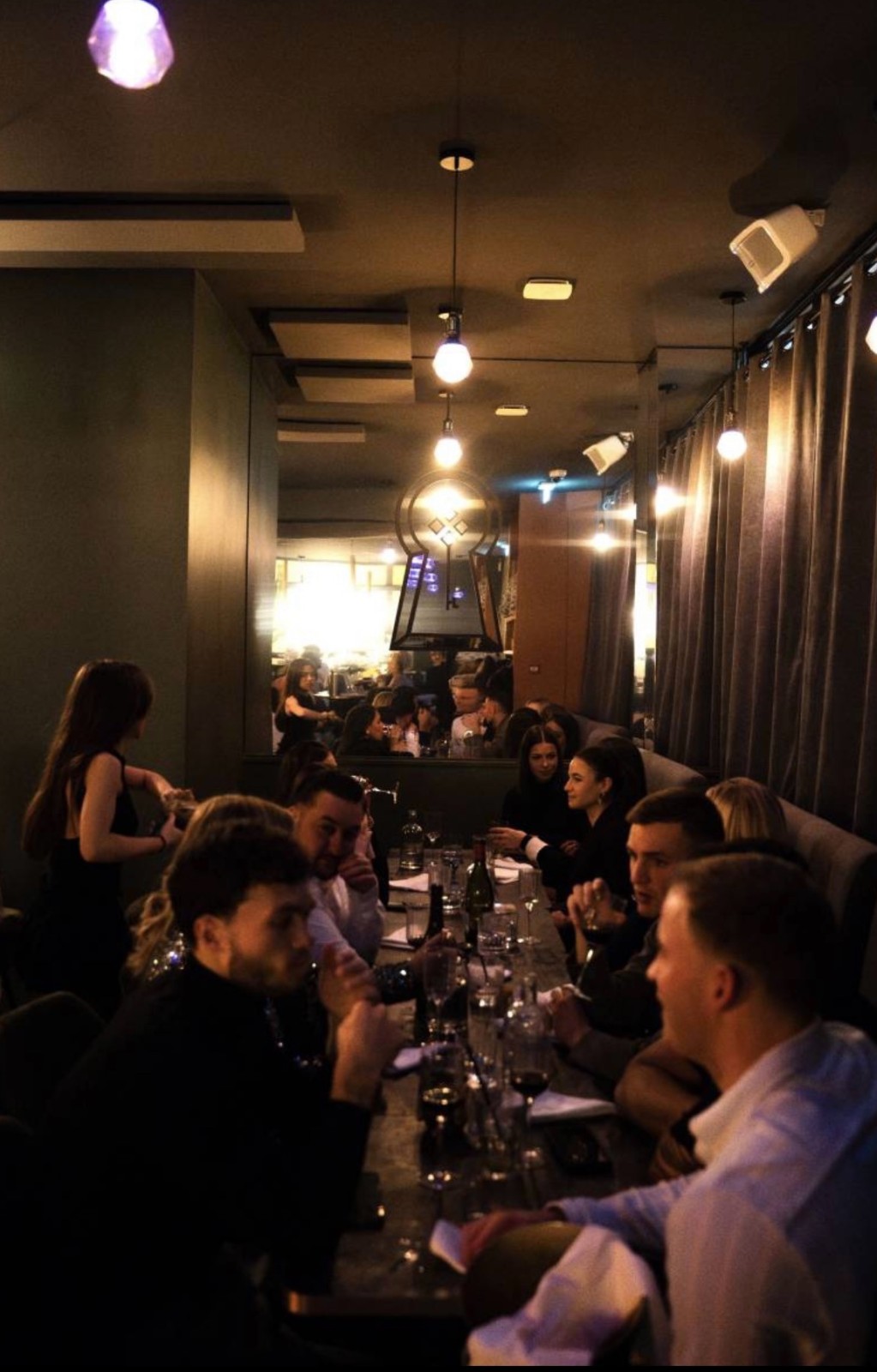Cuisine de saison et ambiance festive